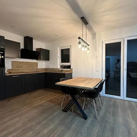 And With Parking Space Starigrad, Paklenica - 24535 Maison d'hôtes